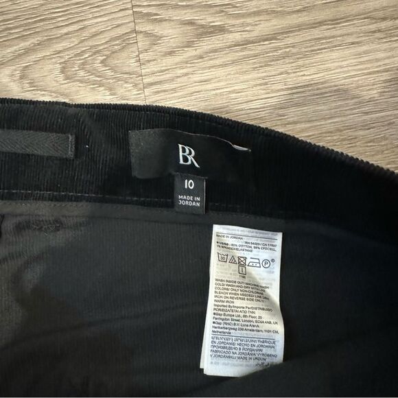 NWT - banana republic black corduroy barrel cropped pants - size 10 - Picture 7 of 7